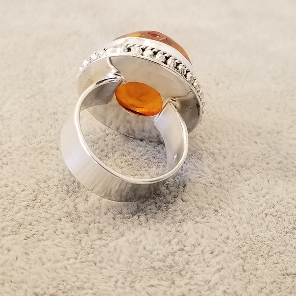 BEAUTIFUL RING NWOT - Picture 7 of 8